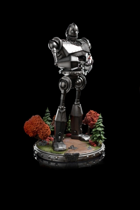 The Iron Giant: Demi Art Scale Diorama 1:20 Iron Giant and Hogarth Hughes 61