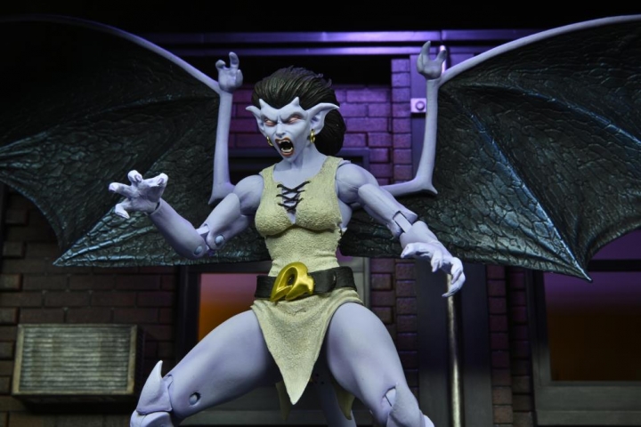 Disney's Gargoyles Ultimate Angela Action Figure 18 cm