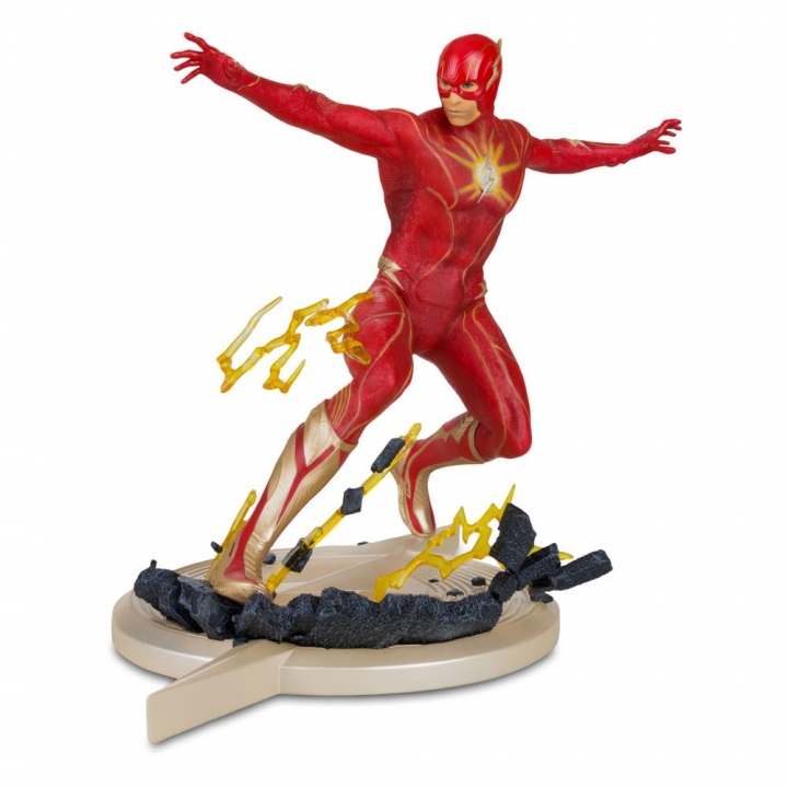 The Flash Statue The Flash (Ezra Miller) / Batman (Michael Keaton) 25-30 cm