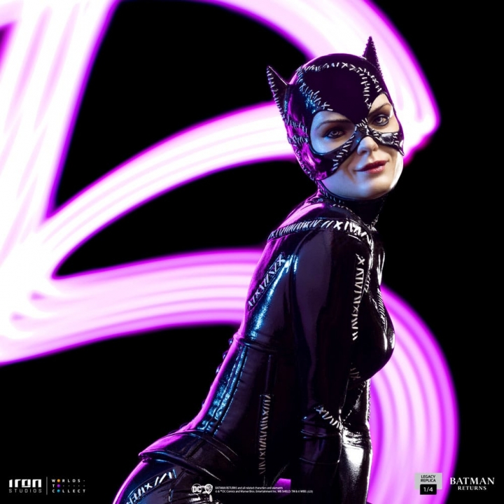 Batman Returns Legacy Replica Statue 1/4 Catwoman 49 cm