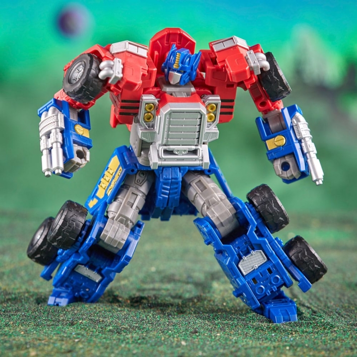 Transformers Legacy Evolution Commander Class Action Figure Armada Universe Optimus Prime 19 cm