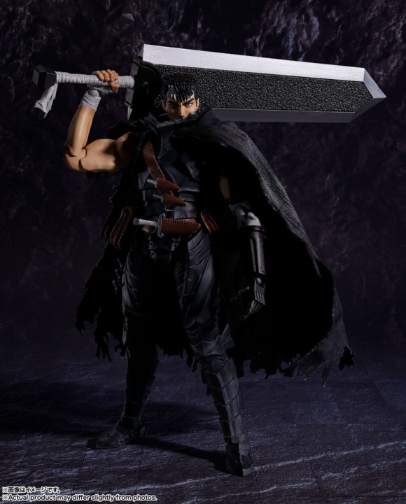 Berserk S.H. Figuarts Action Figure Guts Berserker Armor 16 cm