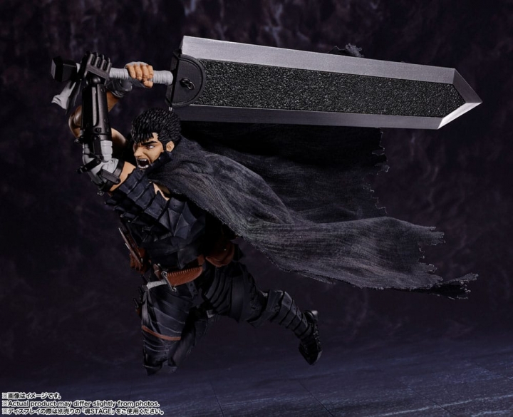 Berserk S.H. Figuarts Action Figure Guts Berserker Armor 16 cm