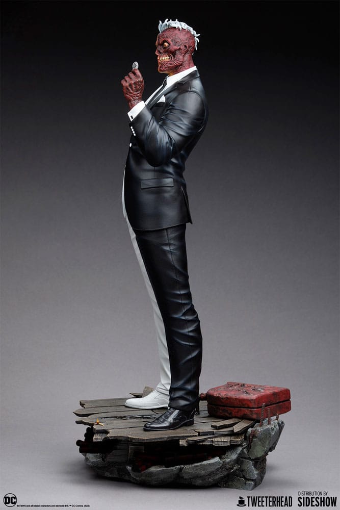 DC Comics Maquette 1/4 Two-Face 55 cm