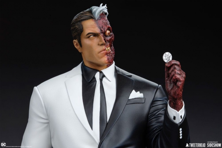 DC Comics Maquette 1/4 Two-Face 55 cm