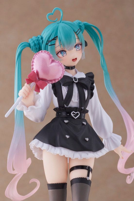 Hatsune Miku PVC Statue Fashion Subculture Version