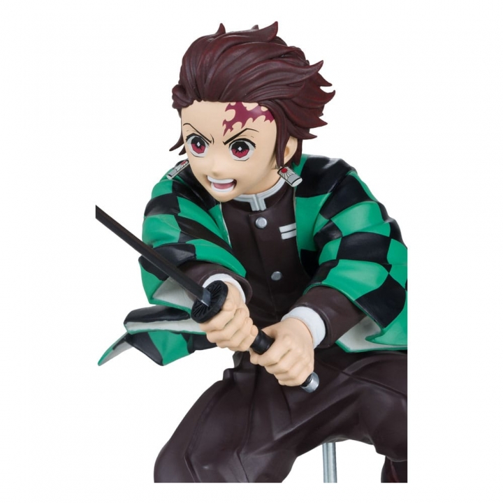 Demon Slayer: Kimetsu no Yaiba Action PVC Statue Tanjiron Kamado 30 cm