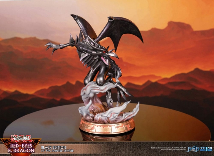 Yu-Gi-Oh! PVC Statue Red-Eyes Black Dragon / Purple Colour 33 cm