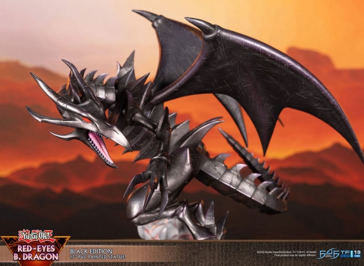 Yu-Gi-Oh! PVC Statue Red-Eyes Black Dragon / Purple Colour 33 cm