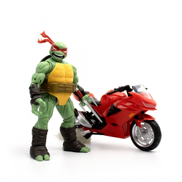 TMNT BST AXN Action Figure with Vehicle Raphael with Motorcycle IDW Comics 13 cm