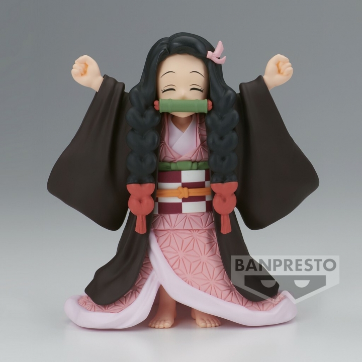 Demon Slayer Kimetsu no Yaiba: Vol. 45 Kanado Nezuko / Mitsuri Kanroji Figure 11-16 cm