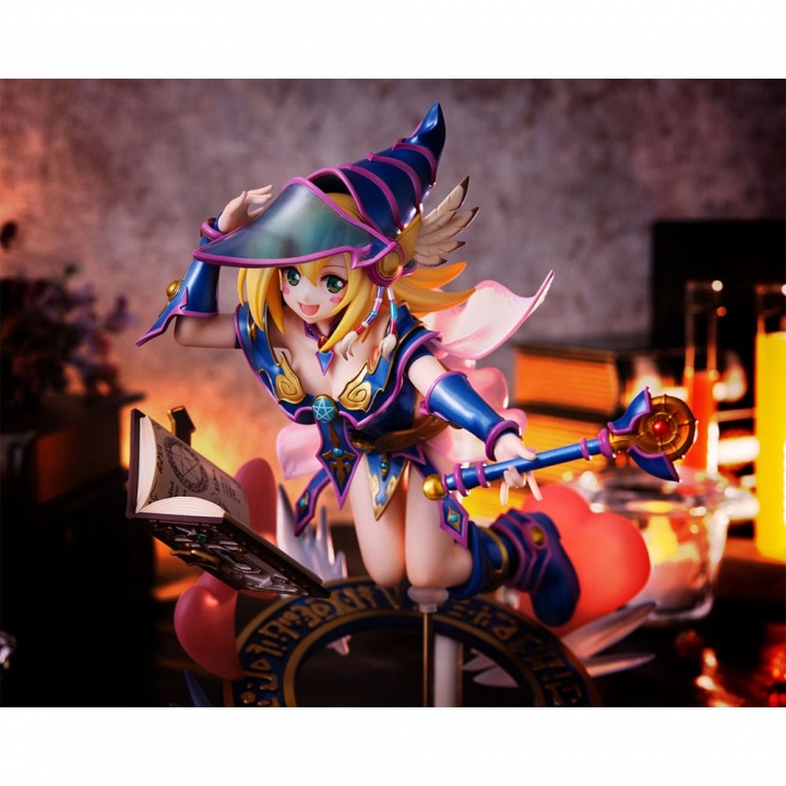 Yu-Gi-Oh! Duel Monsters Art Works Monsters PVC Statue Dark Magician Girl 22 cm