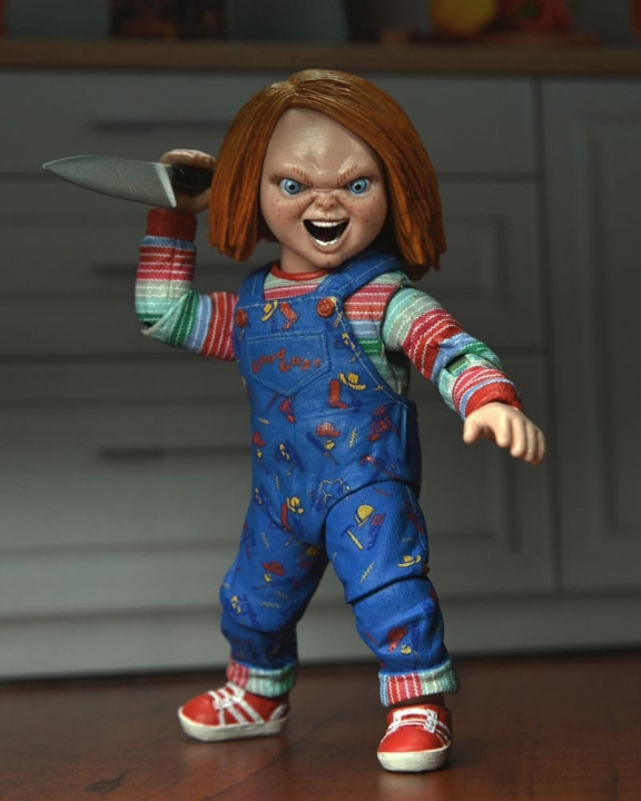 ChildÂ´s Play Action Figure Chucky TV Series Ultimate Chucky 18 cm