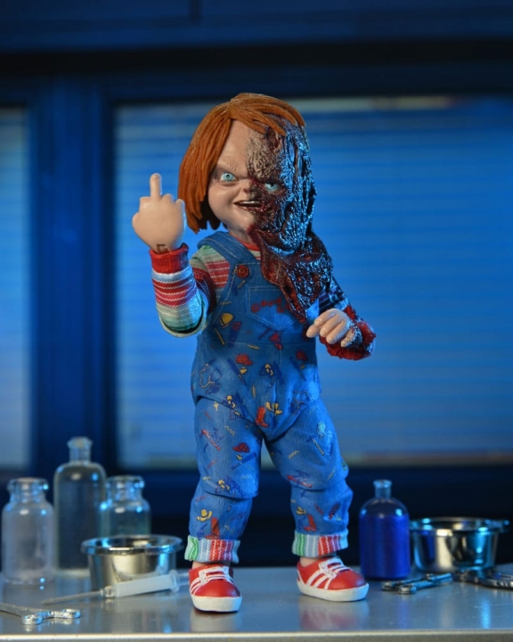 ChildÂ´s Play Action Figure Chucky TV Series Ultimate Chucky 18 cm