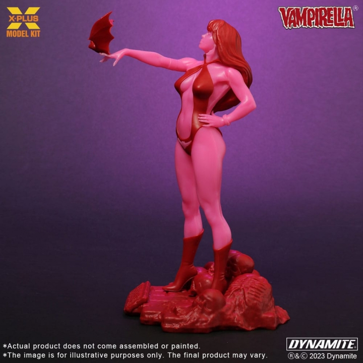 Vampirella Plastic Model Kit 1/8 Vampirella 2.0 Jose Gonzales Edition Glows in the Dark 23 cm