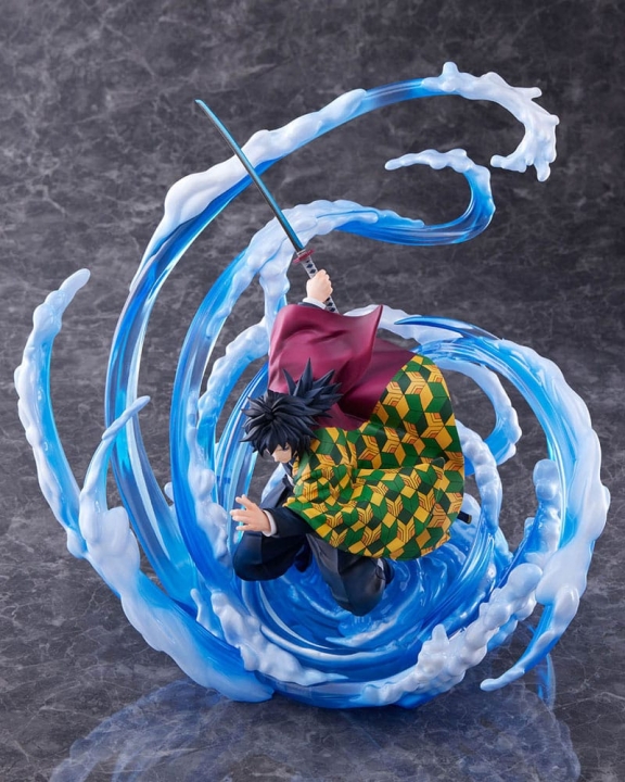 Demon Slayer: Kimetsu no Yaiba Statue 1/8 Giyu Tomioka DX Ver. 29 cm