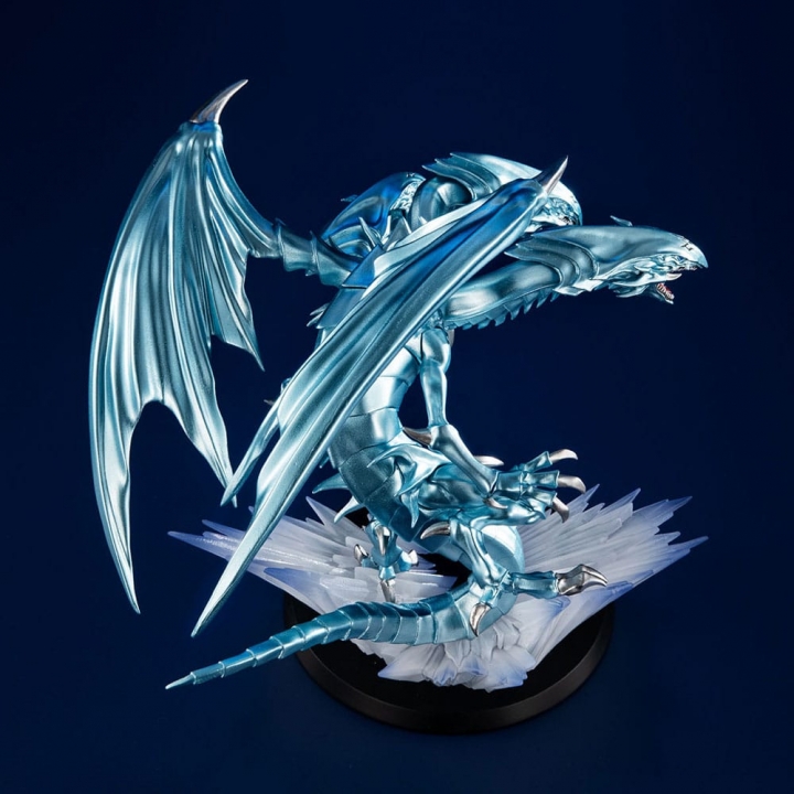 Yu-Gi-Oh! Duel Monsters Monsters Chronicle PVC Statue Blue Eyes Ultimate Dragon 14 cm