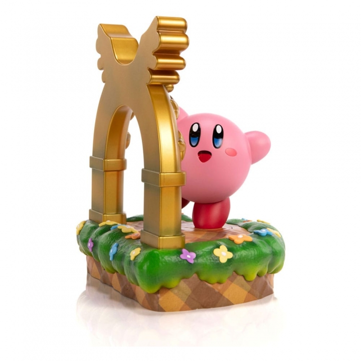 Kirby PVC Statue Kirby and the Goal Door Collector's Edition 24 cm