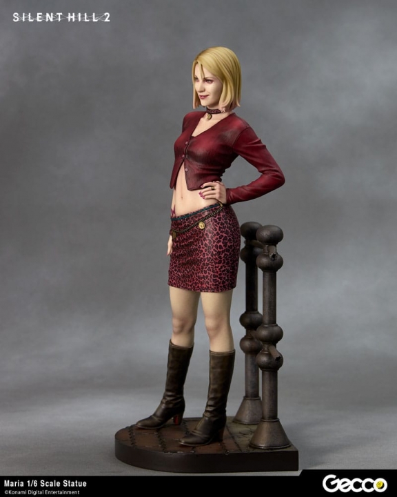 Silent Hill 2 Statue 1/6 Maria 29 cm