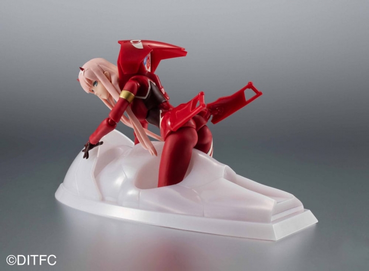 Darling in the Franxx S.H. Figuarts x The Robot Spirits Zero Two & Strelizia 5th Anniversary 16 cm