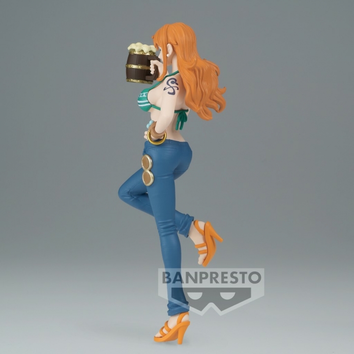 One Piece: It's a Banquet - Nami Figure 16 cm