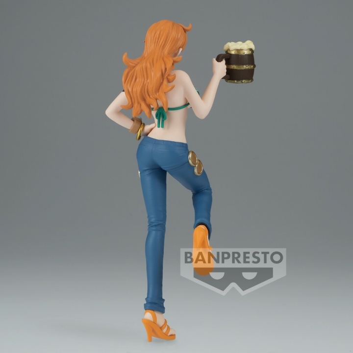 One Piece: It's a Banquet - Nami Figure 16 cm