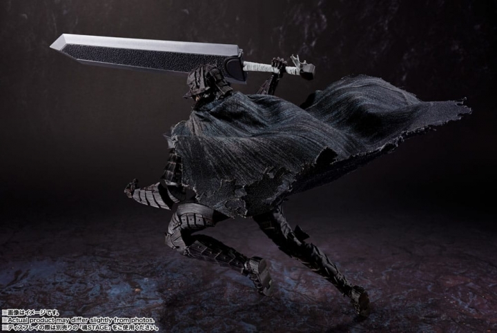 Berserk S.H. Figuarts Action Figure Guts Berserker Armor Heat of Passion 16 cm