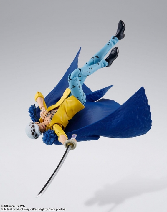 One Piece S.H. Figuarts Action Figure Trafalgar Law The Raid on Onigashima 16 cm