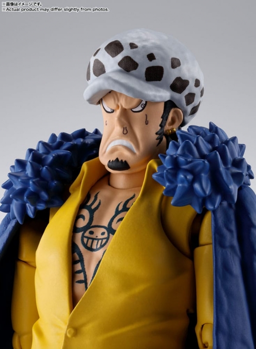 One Piece S.H. Figuarts Action Figure Trafalgar Law The Raid on Onigashima 16 cm