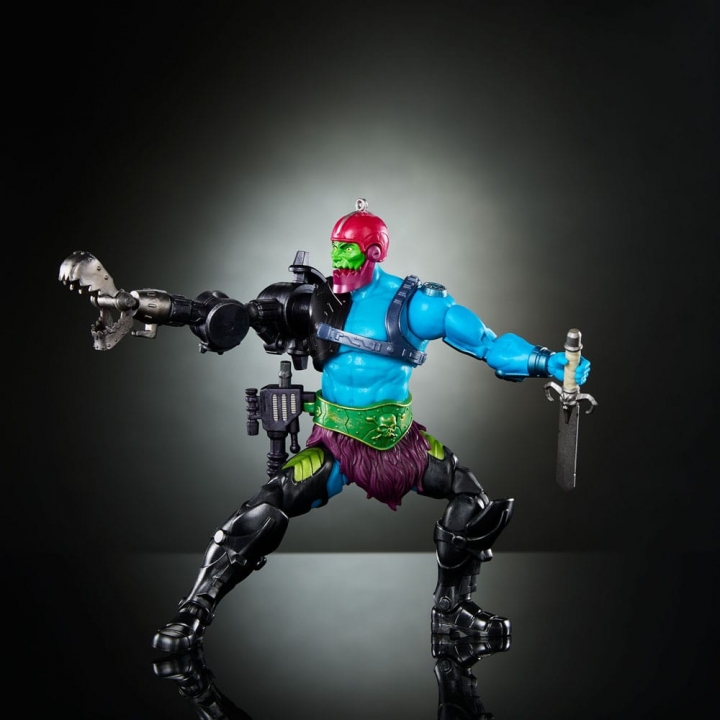 Masters of the Universe: New Eternia Masterverse Action Figure Man-At-Arms / Trap Jaw 18 cm