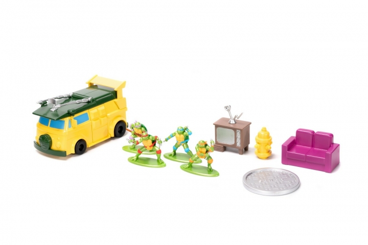 TMNT: Nano Scene Turtle Lair with 4 Metalfigs