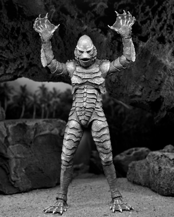 Universal Monsters Action Figure Ultimate Creature from the Black Lagoon B&W 18 cm