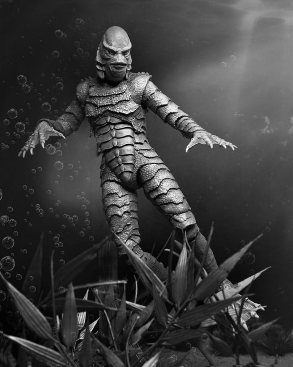 Universal Monsters Action Figure Ultimate Creature from the Black Lagoon B&W 18 cm