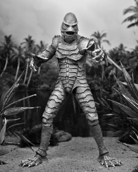 Universal Monsters Action Figure Ultimate Creature from the Black Lagoon B&W 18 cm